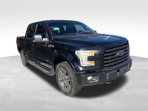 Used 2016 Ford F150 XLT w/ Equipment Group 302A Luxury AWD/4WD image 5