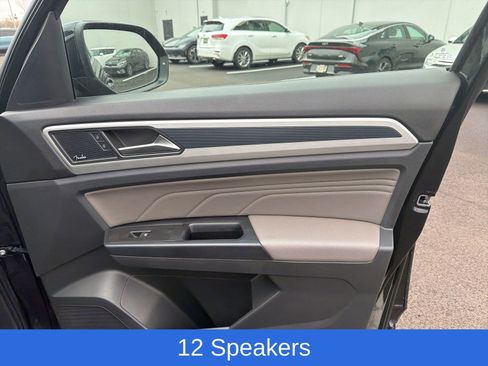 Used 2021 Volkswagen Atlas Cross Sport SEL Premium R-Line image 25