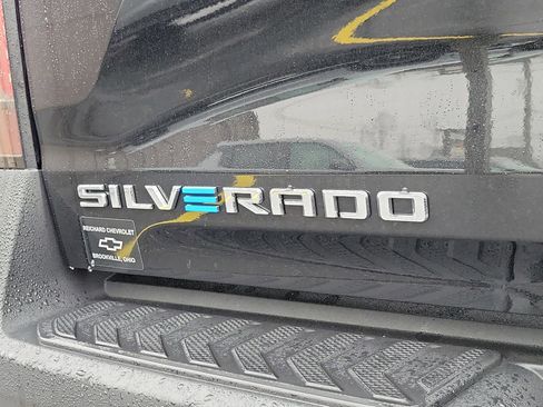 New 2026 Chevrolet Silverado EV LT image 6