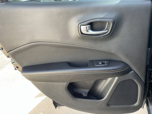 Used 2021 Jeep Compass Sport FWD image 20