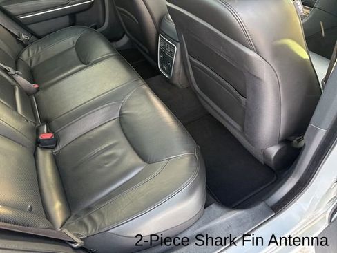 Used 2023 Chrysler 300 Touring L w/ Popular Equipment Group image 32