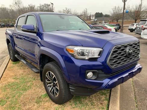 Used 2022 Toyota Tacoma TRD Sport image 7