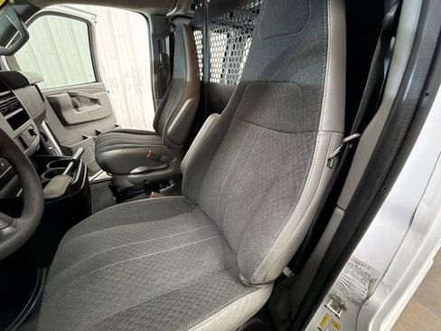 Used 2024 GMC Savana 2500 w/ Driver Convenience Package RWD image 23