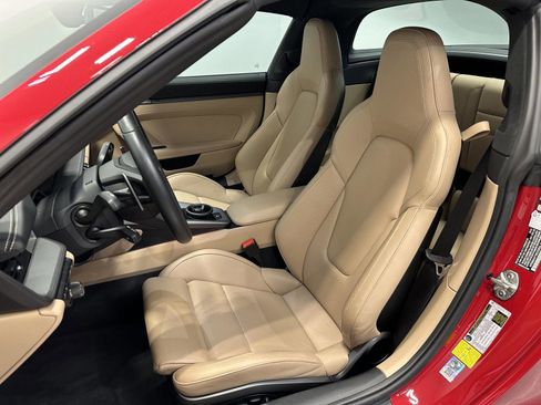 Used 2024 Porsche 911 Targa 4S AWD/4WD image 5