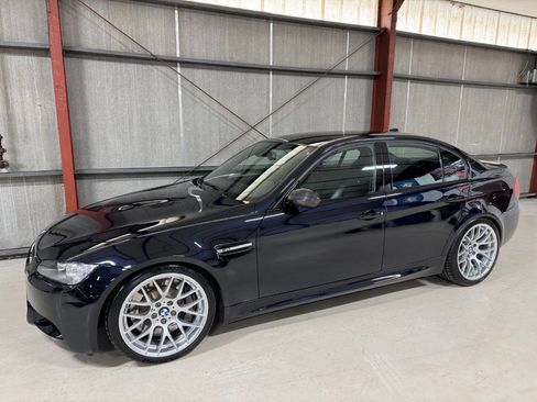 Used 2011 BMW M3 Sedan image 4
