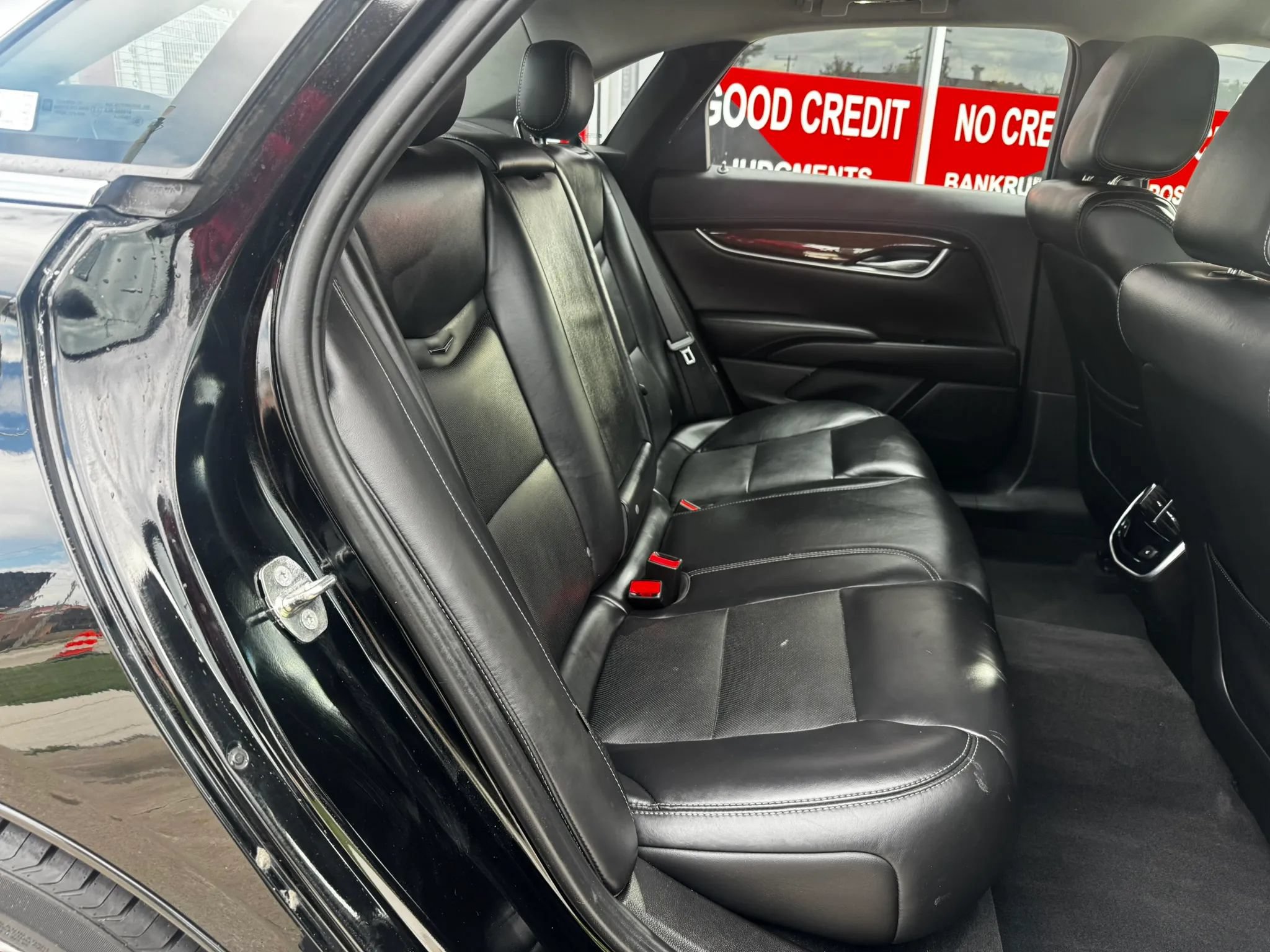 Used 2015 Cadillac XTS Luxury FWD image 17