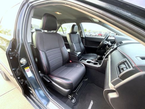 Used 2016 Toyota Camry SE w/ Protection Package (Q2) FWD image 16