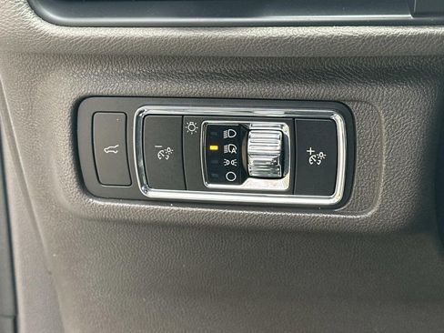 Used 2022 Lincoln Corsair Reserve w/ Equipment Group 201A image 34