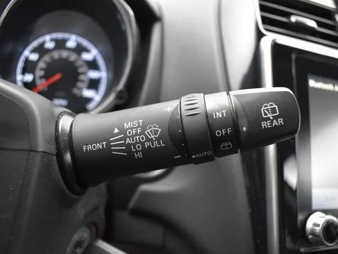 Used 2025 Mitsubishi Outlander Sport LE AWD/4WD image 25