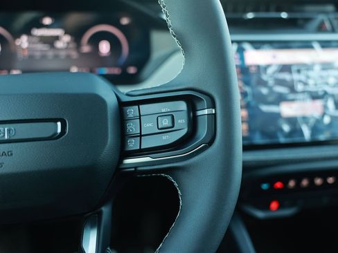 New 2026 Jeep Cherokee Laredo AWD/4WD image 19