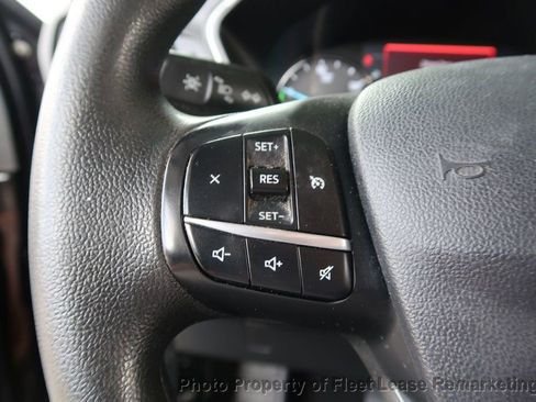 Used 2021 Ford Escape SE image 34