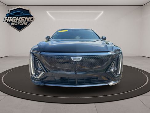 Used 2024 Cadillac Lyriq Sport image 9