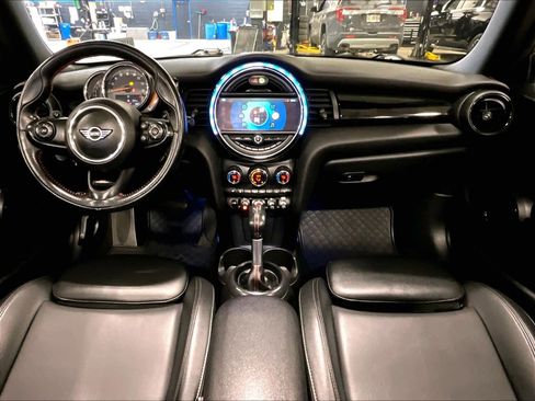 Used 2019 MINI Cooper S image 21