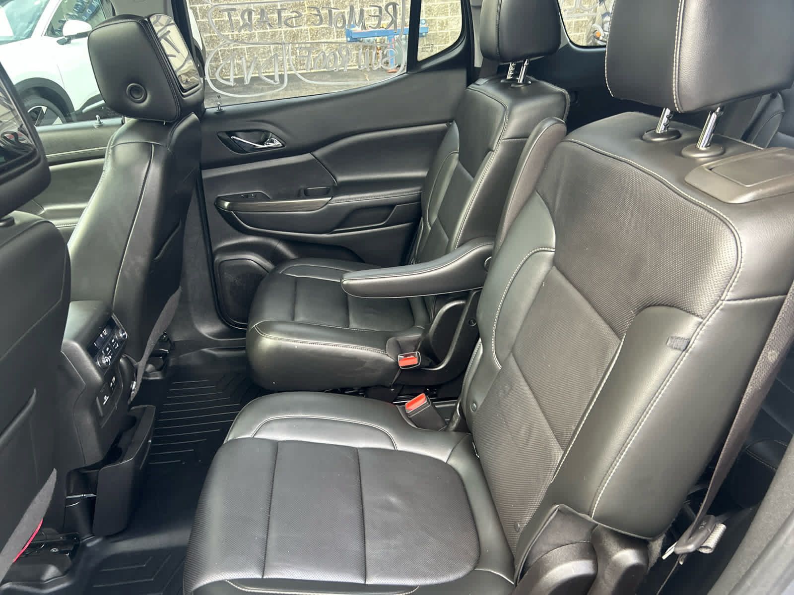 Used 2021 GMC Acadia SLT w/ Premium Package AWD/4WD image 24
