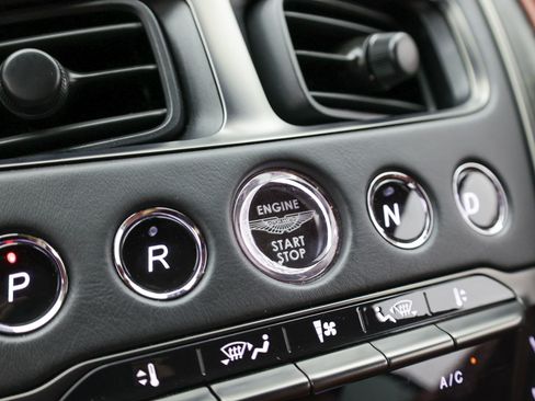 Used 2019 Aston Martin DBS Superleggera RWD image 48