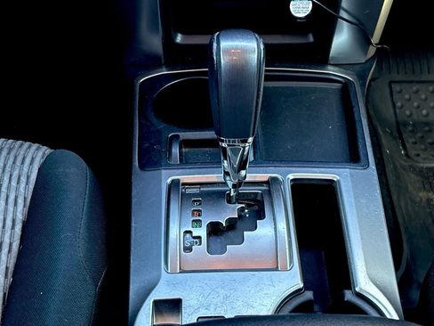 Used 2016 Toyota 4Runner SR5 image 14