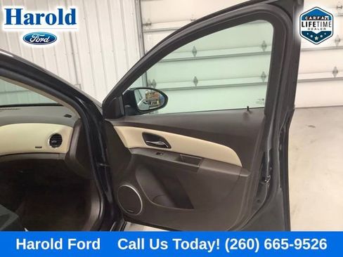 Used 2014 Chevrolet Cruze LTZ w/ Sun, Sound and Sport Package image 11