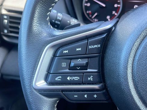 Used 2024 Subaru Outback Premium AWD/4WD image 17