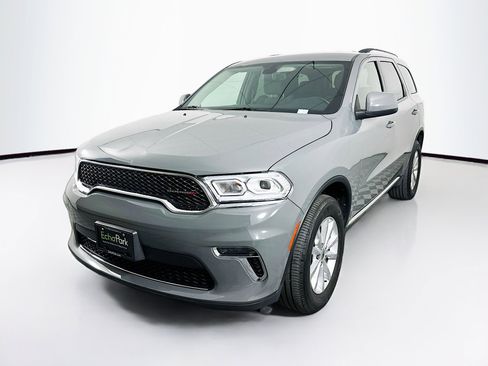 Used 2022 Dodge Durango SXT w/ Trailer Tow Group IV image 3