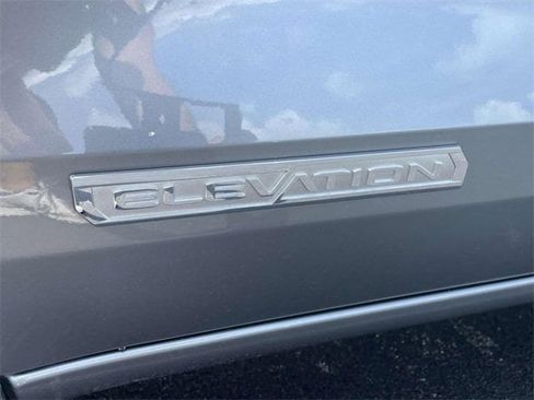 New 2025 GMC Canyon Elevation w/ Convenience Package image 7