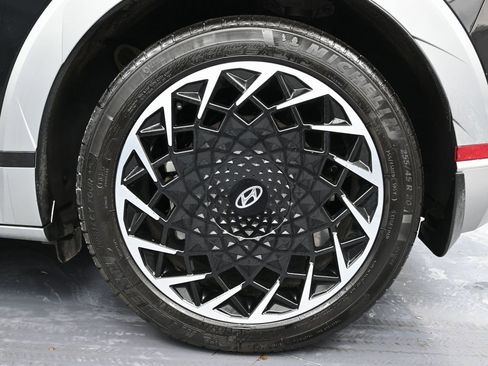 Used 2023 Hyundai Ioniq 5 Limited w/ Cargo Package image 8