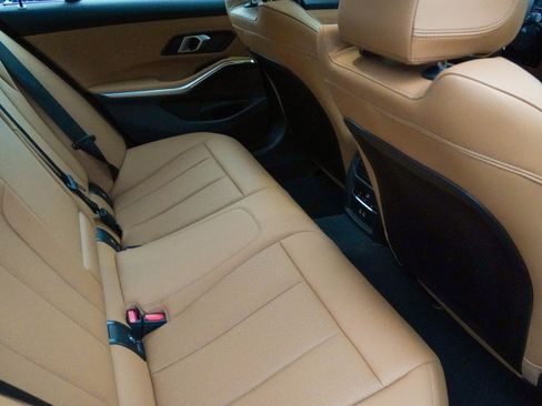 Used 2025 BMW 330i Sedan RWD image 34