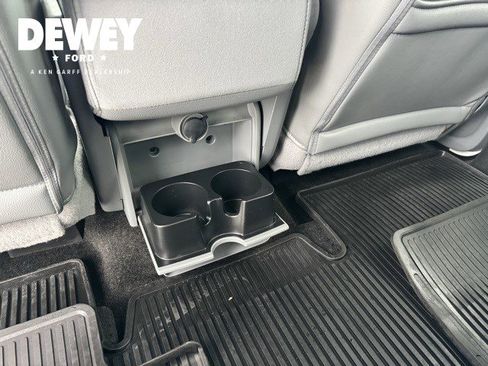 Used 2014 Ford F150 Lariat image 28