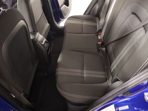 Used 2025 Hyundai Venue SEL image 11