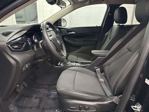 Used 2023 Buick Encore GX Select w/ Sport Touring Package image 21