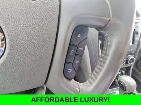Used 2017 Buick Enclave Premium w/ Experience Buick Package AWD/4WD image 23