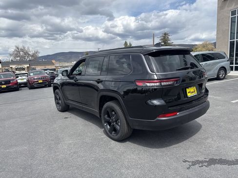 Used 2026 Jeep Grand Cherokee L Limited w/ Limited Altitude Package AWD/4WD image 7