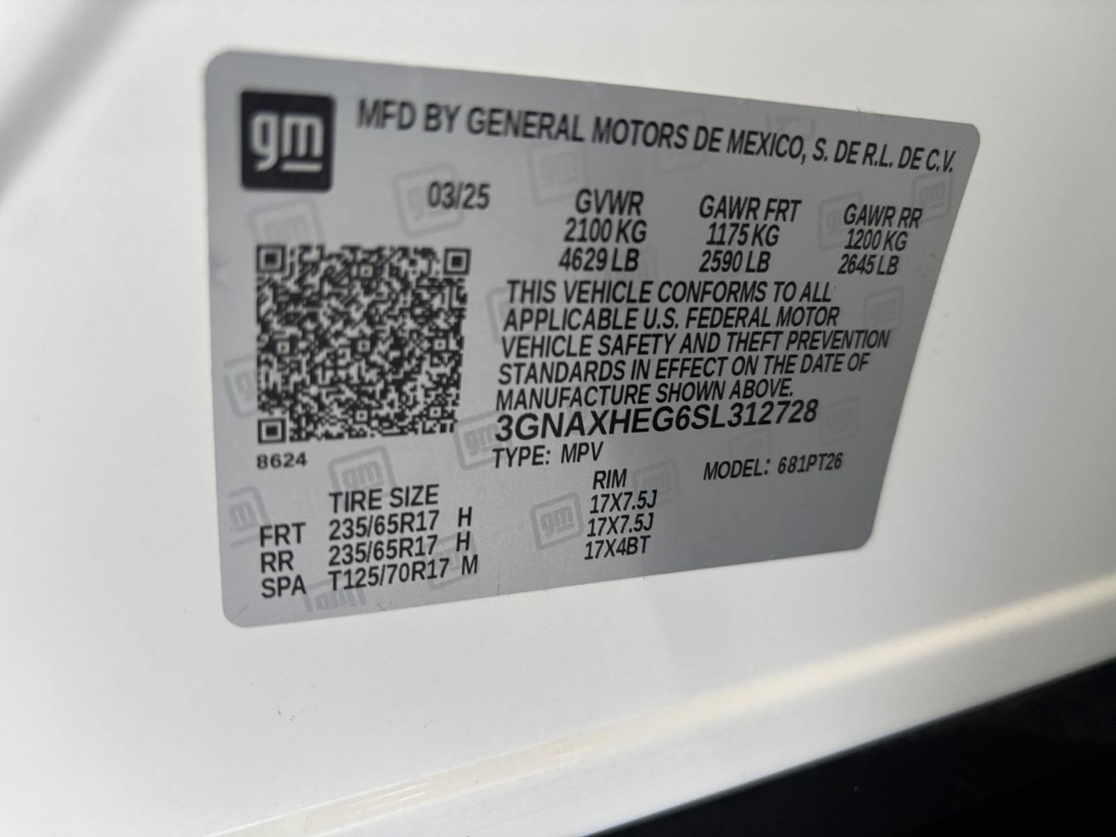 Used 2025 Chevrolet Equinox LT FWD image 28