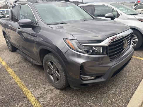 Used 2023 Honda Ridgeline RTL-E image 2