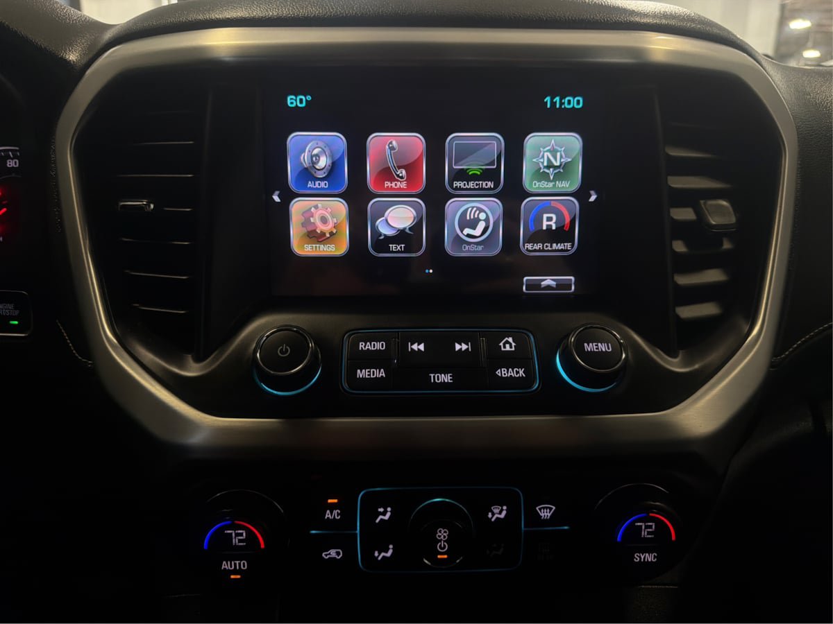 Used 2019 GMC Acadia SLT AWD/4WD image 18