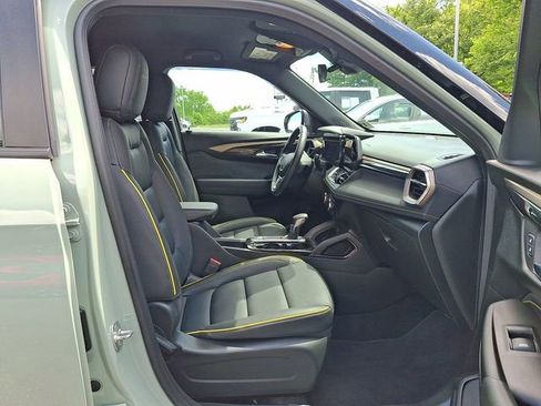 Certified 2024 Chevrolet TrailBlazer ACTIV w/ Driver Confidence Package AWD/4WD image 25