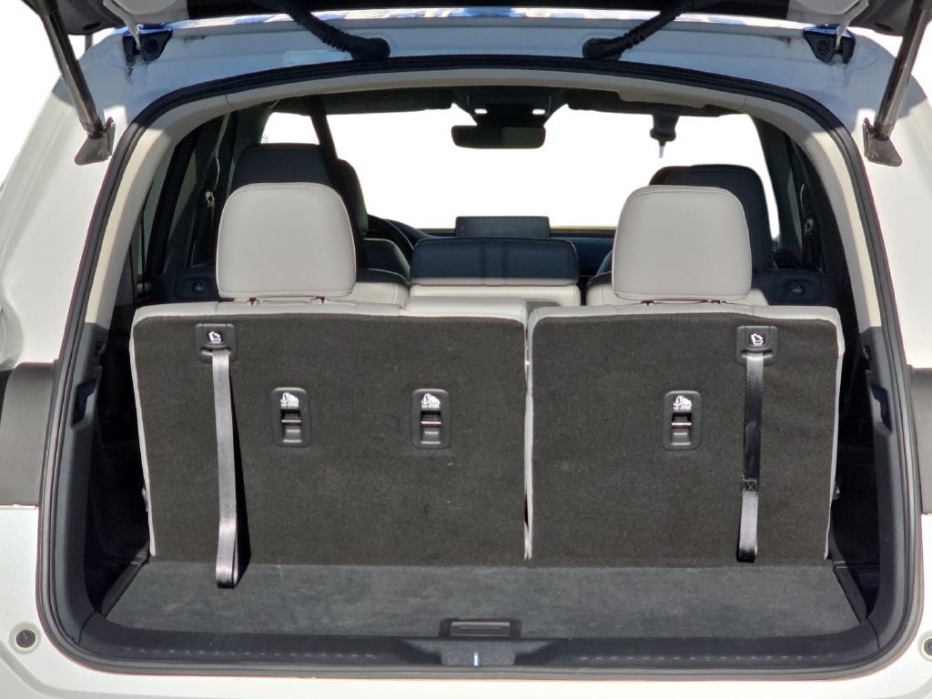 Used 2025 Honda Pilot Touring image 30