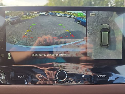 New 2025 Mitsubishi Outlander SEL image 21