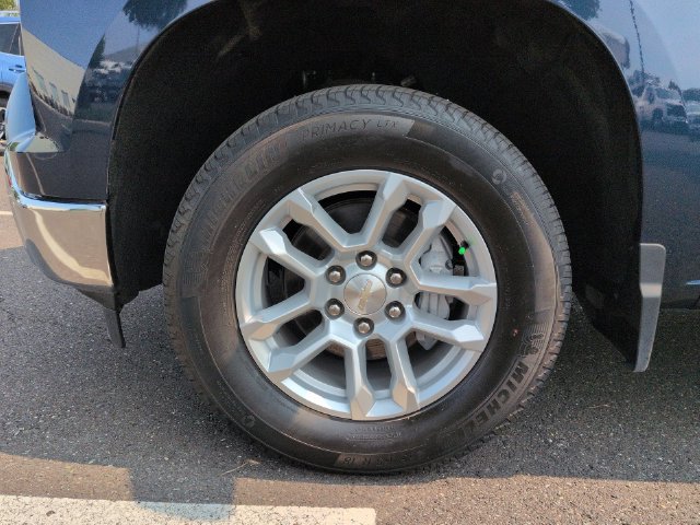 Used 2023 Chevrolet Silverado 1500 LT AWD/4WD image 35