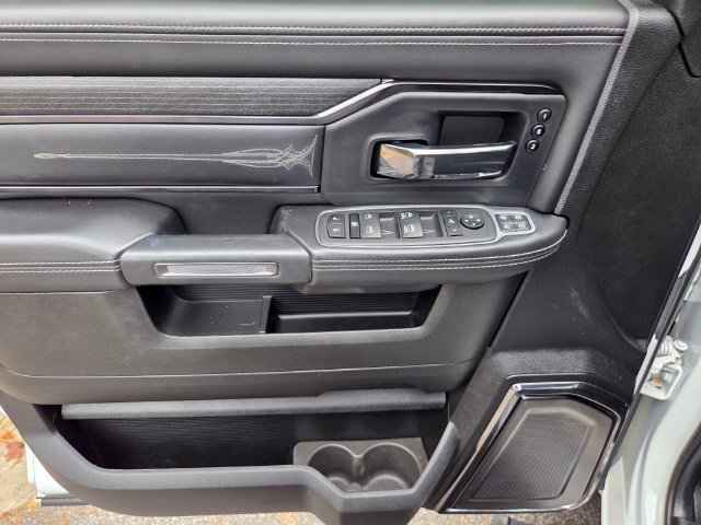 Used 2024 RAM 3500 Limited AWD/4WD image 10