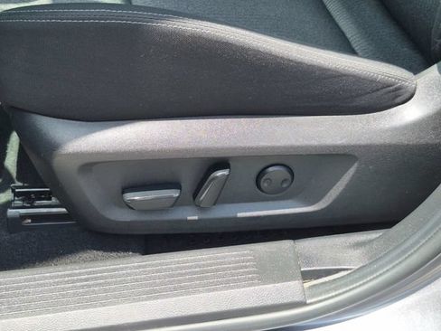 Used 2024 Nissan Rogue SV FWD image 16