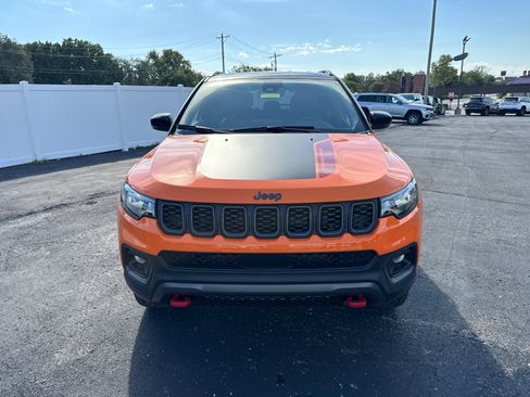 New 2026 Jeep Compass Trailhawk image 2