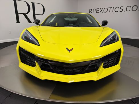 Used 2023 Chevrolet Corvette Z06 RWD image 20