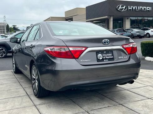 Used 2017 Toyota Camry XLE FWD image 11
