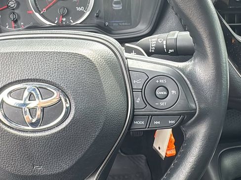 Used 2022 Toyota Corolla SE FWD image 17