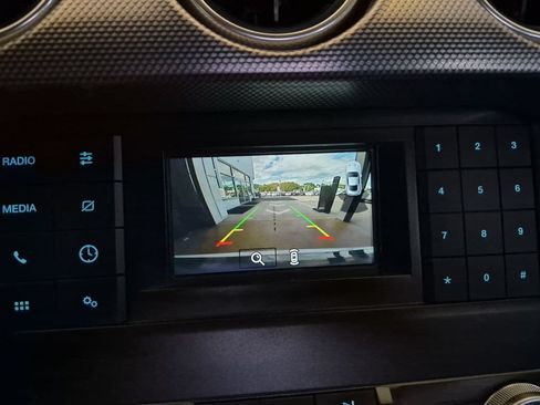 Used 2021 Ford Mustang GT RWD image 10