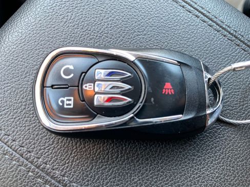 Used 2025 Buick Encore GX Preferred image 22