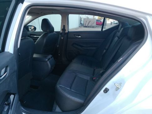Used 2023 Nissan Altima 2.5 SR w/ SR Premium Package AWD/4WD image 16
