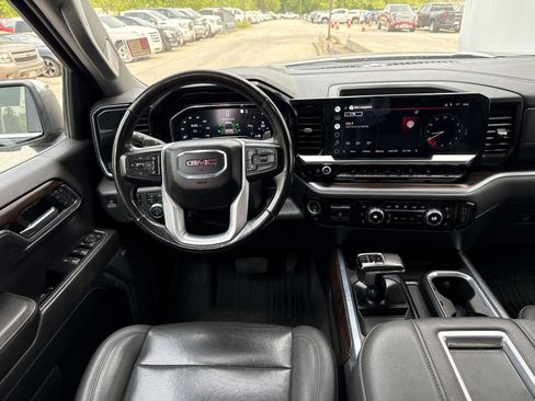 Used 2022 GMC Sierra 1500 SLT w/ SLT Premium Plus Package image 13