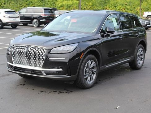 New 2023 Lincoln Corsair AWD w/ Equipment Group 101A image 7