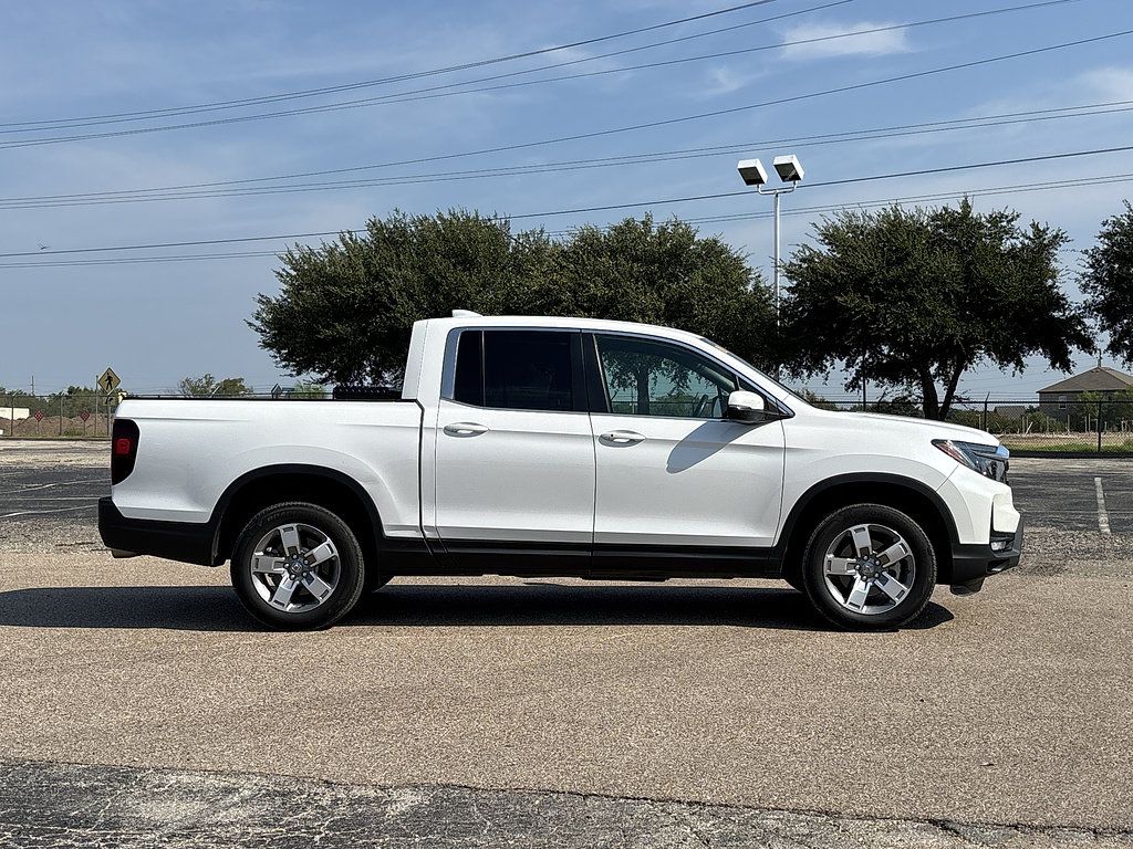 Used 2025 Honda Ridgeline RTL image 4